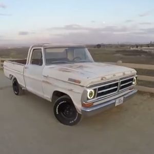 Meet your Posher, Omar